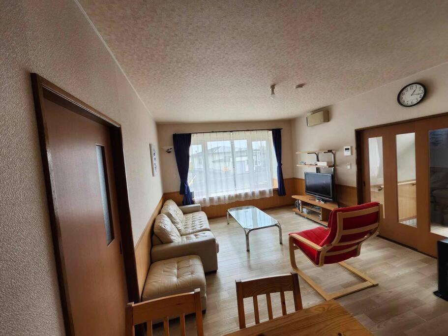 蒼い家温泉付貸別荘cozy Blue House Onsen Hot Spring 白老町 外观 照片