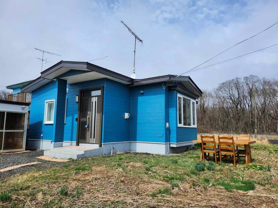 蒼い家温泉付貸別荘cozy Blue House Onsen Hot Spring 白老町 外观 照片